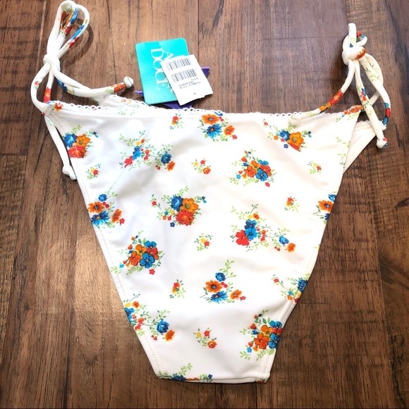 Agua Doce Cheeky Bikini bottoms small floral large - Picture 7 of 7